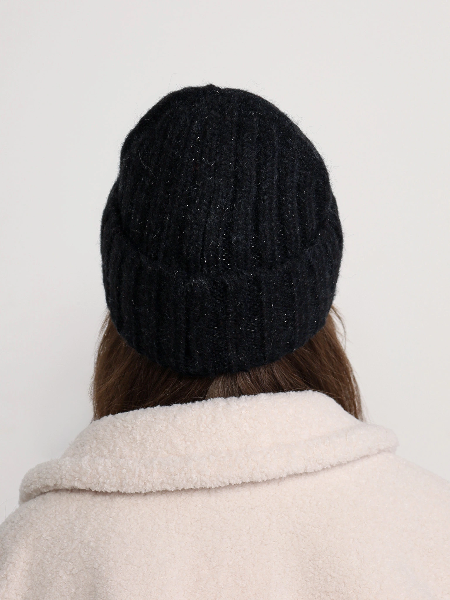 Шапка-бини из смесовой шерсти альпаки с отворотом в ассортименте